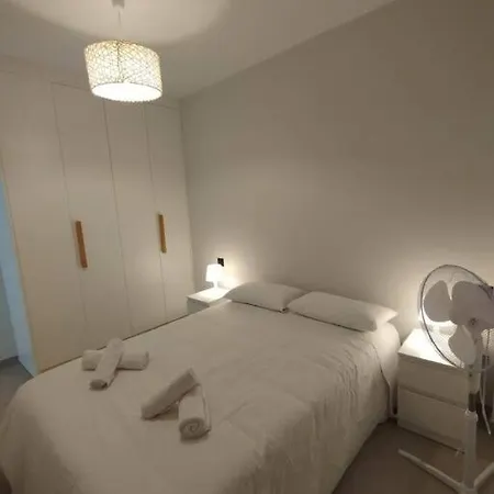 Canteras Two Apartment *